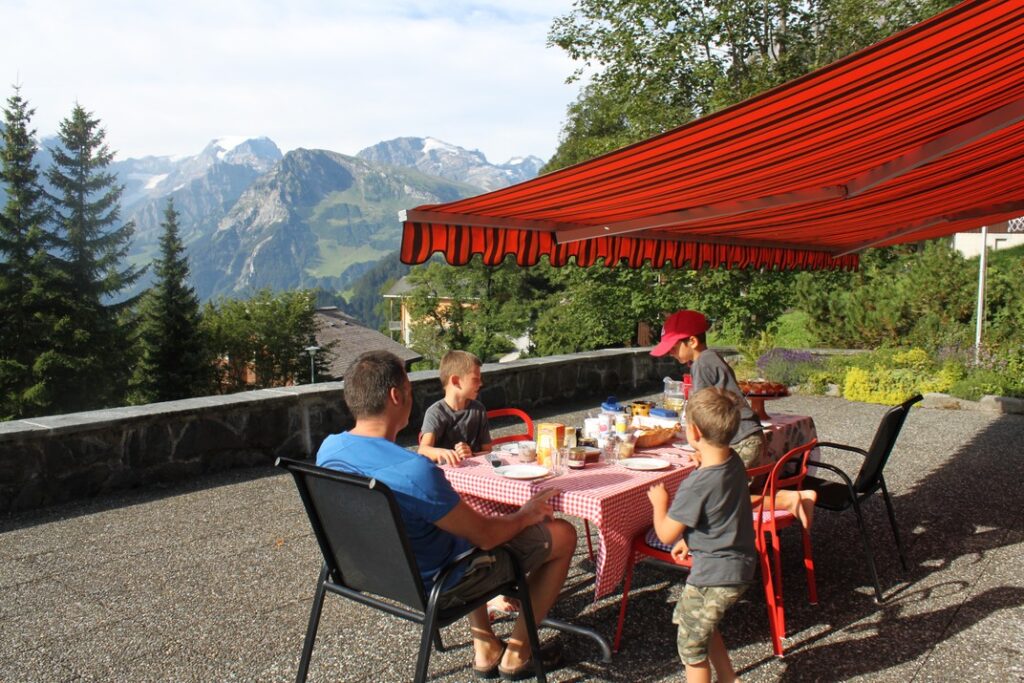 Terrasse im Sommer